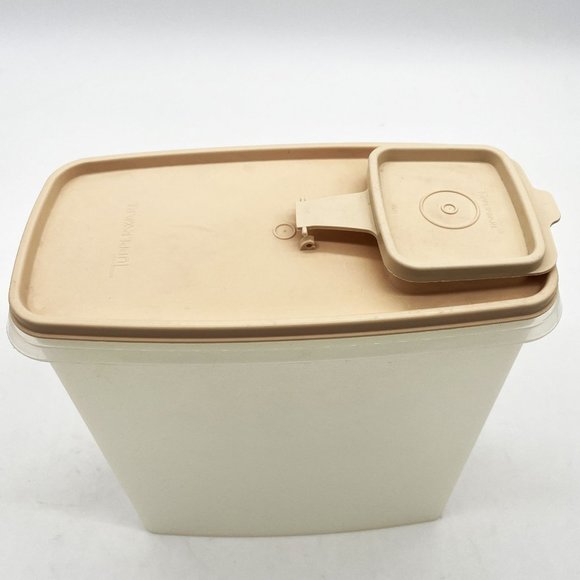 Vtg Tupperware Plastic Storage Container Clear Pink Lid 10" Tall Kitchen Cereal - Picture 2 of 8